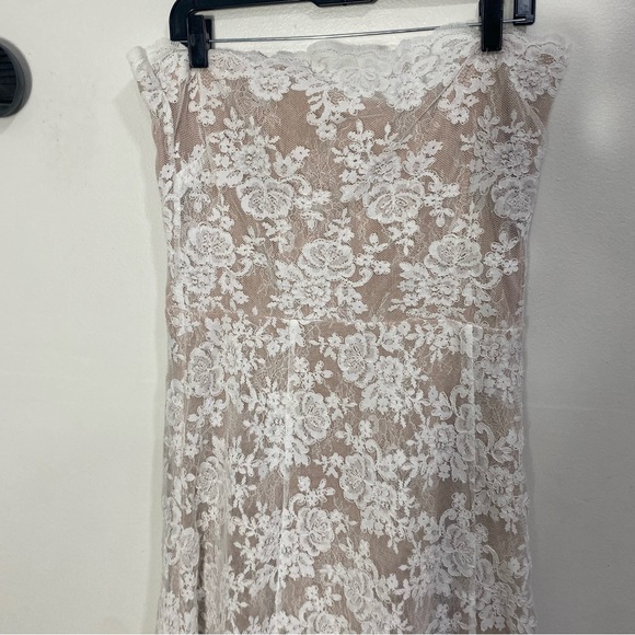 V Chapman The Whitby Gown White Chantilly Lace Bridal Sz‎ 14 MISSING SLEEVES PO - Picture 3 of 14